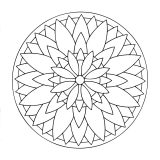 Mandala gratuito de una flor perfectamente simétrica